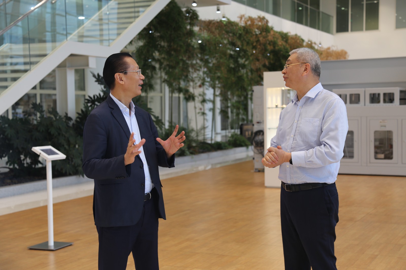 1624273606841345.jpg 1624273606841345.jpg