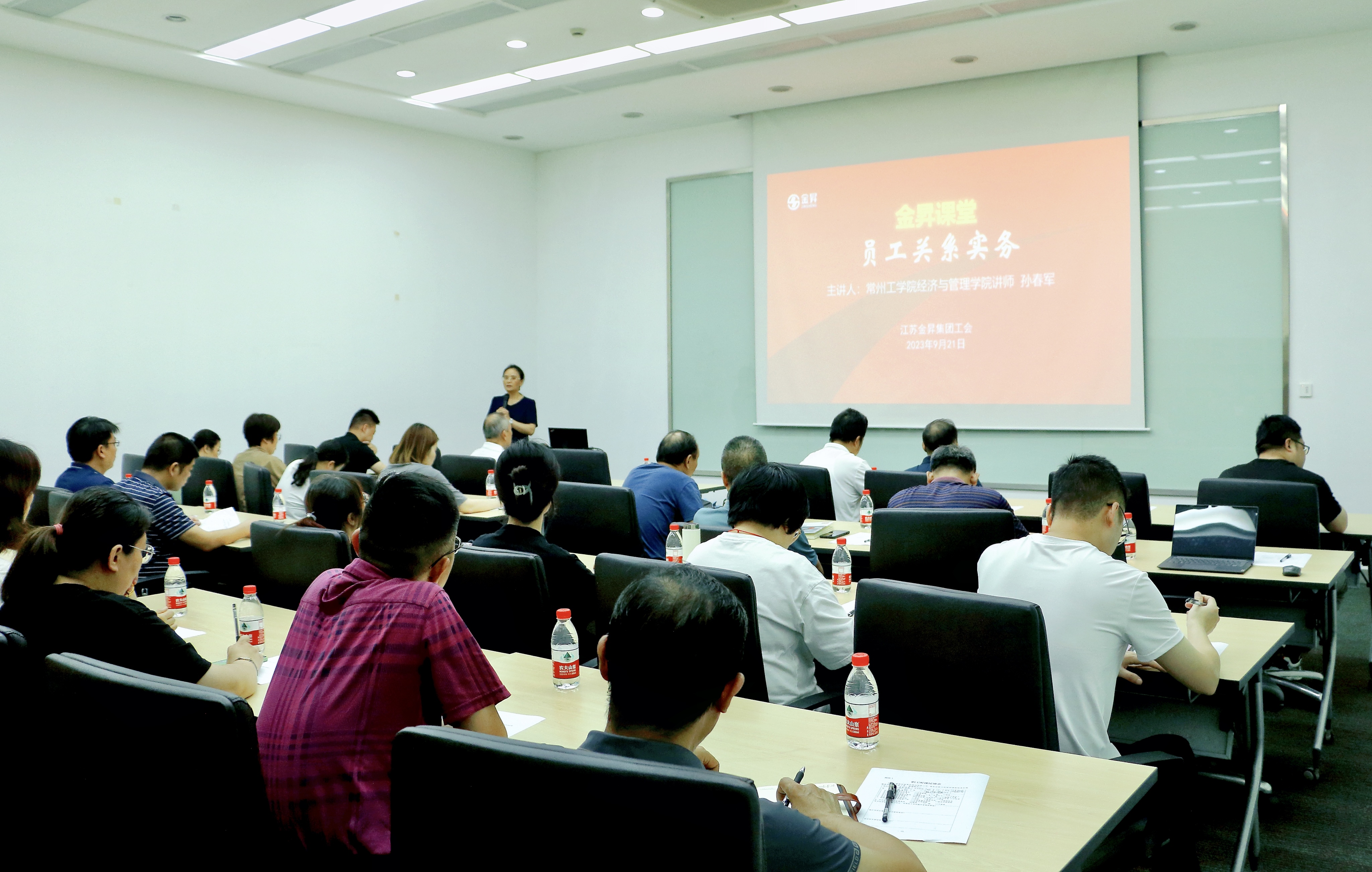 1697164000233346.jpg 1697164000233346.jpg