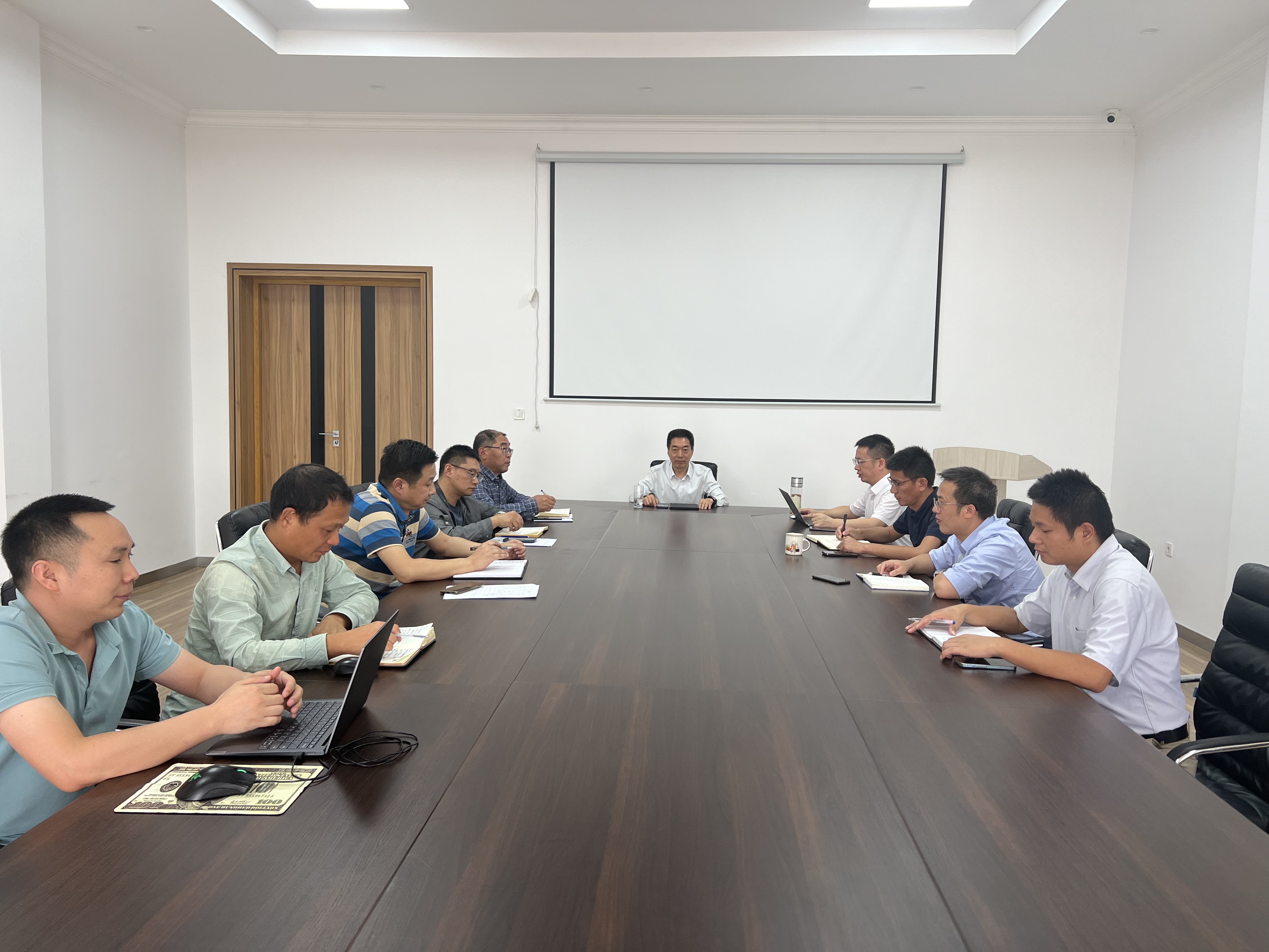 1729065555332216.jpg 1729065555332216.jpg